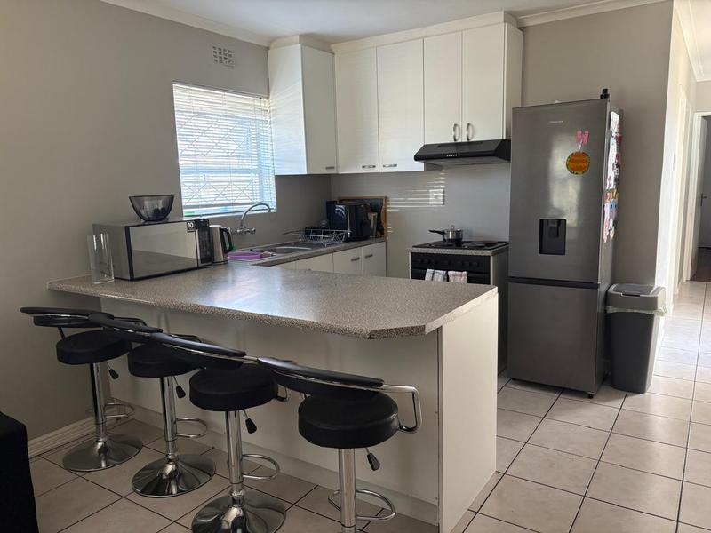 2 Bedroom Property for Sale in Retreat Western Cape